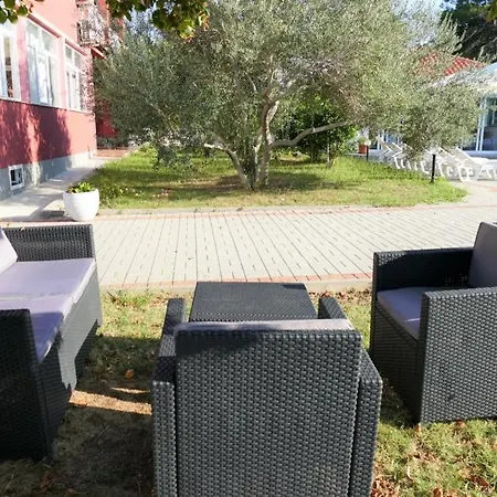 In With Terrace, Air Conditioning, Wifi * Mundanije
